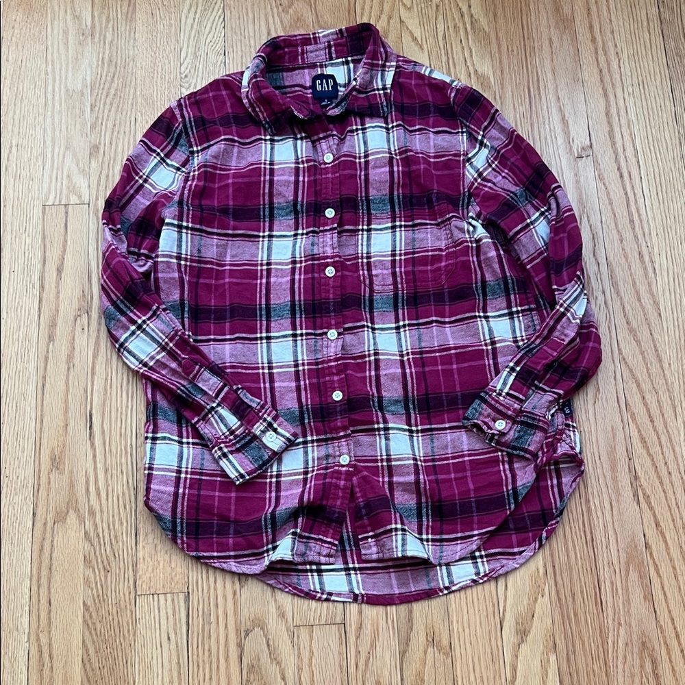 GAP Woman’s Fuchsia Plaid Casual Shirt
